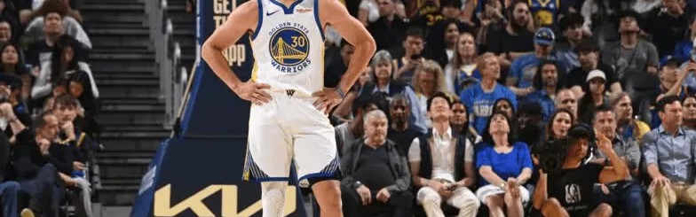 足球新闻-勇士快船附加赛相遇，勇士近3个赛季对阵快船仅取得3胜12负